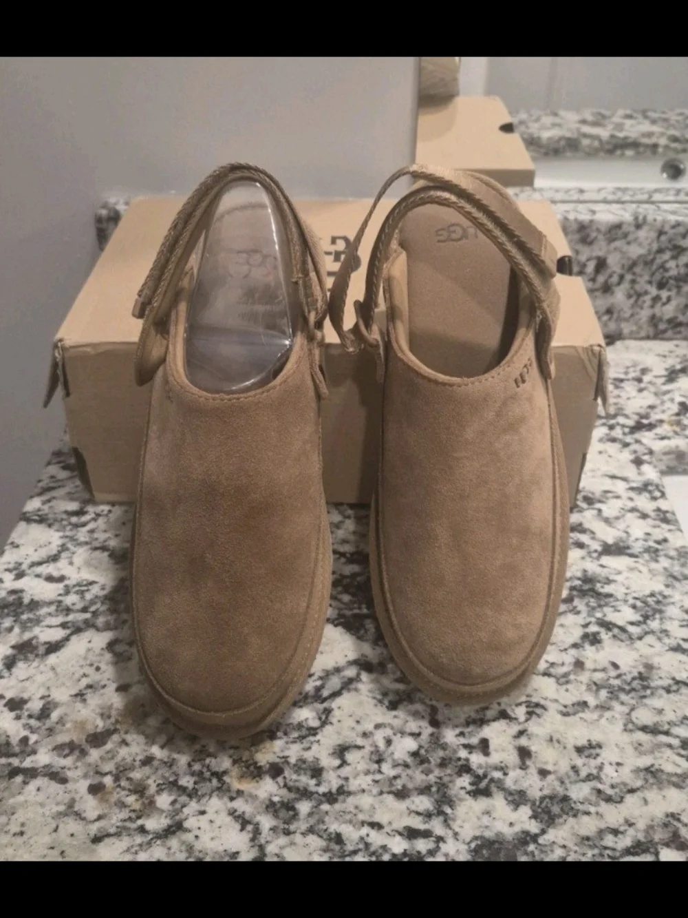 New Classic UGG Slip On CLOG **KIDS size 6 Or Womens Size 8 **